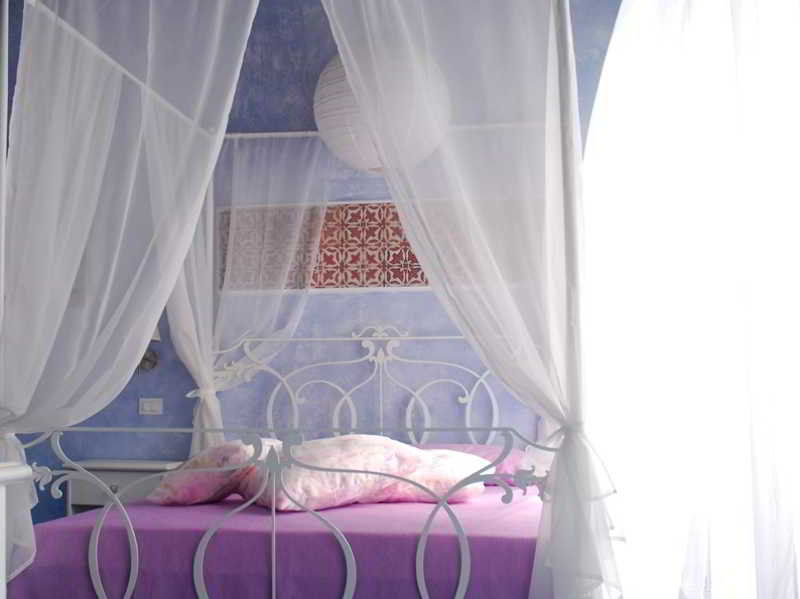 Blu Maison Bed & Breakfast